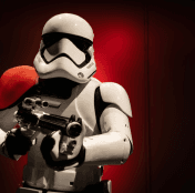 Boneco Stormtrooper