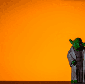 Yoda em cerâmica